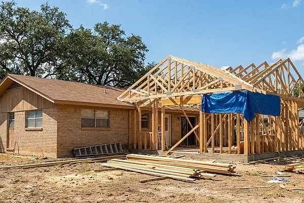 Custom Roof Truss Options for Home Additions in Austin